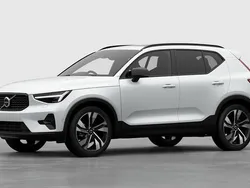Crystal white New 2025 Volvo XC40 Ultra SUV | £45,234 (Fair price)
