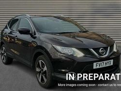 Black Used 2017 Nissan Qashqai N-Vision SUV | £11,479 (Fair price)