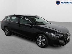 Black Used 2025 VW Passat Life Estate | £26,299