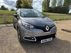 Grey Used 2016 Renault Captur Dynamique SUV | £7,975 (Fair price)