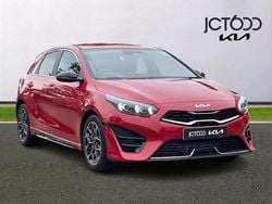 Red Used 2025 Kia Ceed GT-Line Hatchback | £20,748 (Fair price)