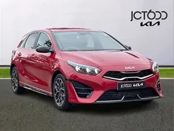 Red Used 2025 Kia Ceed GT-Line Hatchback | £20,748 (Fair price)