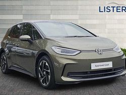 Dark olivine green New 2025 VW ID.3 Pro Hatchback | £29,990 (Expensive)