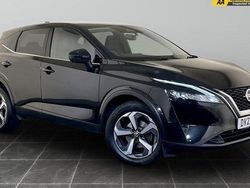 Black Used 2022 Nissan Qashqai N-Connecta SUV | £17,795 (Fair price)