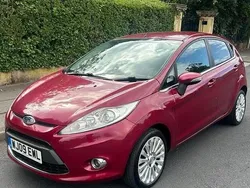 Red Used 2009 Ford Fiesta Titanium Hatchback | £1,895 (Good price)