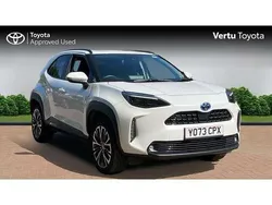 White Used 2024 Toyota Yaris Cross SUV | £24,928 (Fair price)