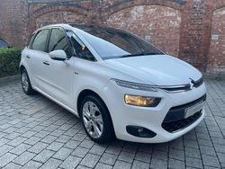 White Used 2013 Citroën C4 Picasso Exclusive MPV | £3,949 (Fair price)