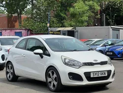 White Used 2012 Kia Rio 3 Hatchback | £2,795 (Fair price)