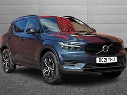 Denim blue Used 2021 Volvo XC40 R-Design SUV | £23,995 (Fair price)