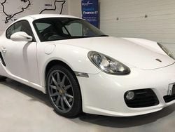White Used 2010 Porsche Cayman Coupe | £22,985 (Fair price)