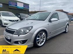 Silver Used 2011 Vauxhall Astra Sportive Van | £6,250 (Expensive)