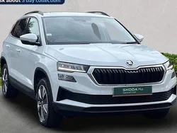 White Used 2022 Skoda Karoq SE Drive SUV | £17,181 (Fair price)