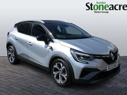 Grey/black Used 2022 Renault Captur R.S. SUV | £13,795 (Fair price)