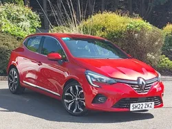 Red Used 2022 Renault Clio V SE Hatchback | £14,698 (Fair price)