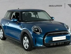 Blue Used 2021 Mini Cooper Classic Hatchback | £16,255 (Fair price)