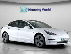 White Used 2021 Tesla Model 3 Standard Range Sedan | £17,700 (Fair price)