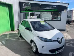 White Used 2015 Renault Zoe Dynamique Hatchback | £4,280 (Fair price)