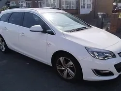 White Used 2012 Vauxhall Astra SRi Estate | £2,450 (Good price)