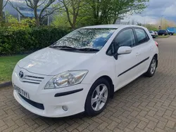 White Used 2010 Toyota Auris Hatchback | £3,500 (A bit pricey)