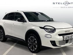 White New 2025 Fiat 600 La Prima SUV | £20,790 (Fair price)