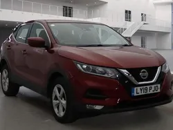 Red Used 2019 Nissan Qashqai Acenta Premium SUV | £10,495 (Super price)