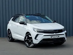 White Used 2023 Vauxhall Grandland X GSe SUV | £20,998 (A bit pricey)