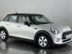 Used 2021 Mini Cooper Classic Hatchback | £10,350 (Super price)