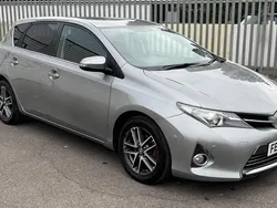Grey Used 2014 Toyota Auris Hatchback | £4,850 (Fair price)