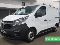 White Used 2018 Vauxhall Vivaro Van | £6,994 (Fair price)