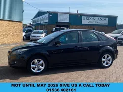 Black Used 2010 Ford Focus Zetec Hatchback | £2,195 (Fair price)