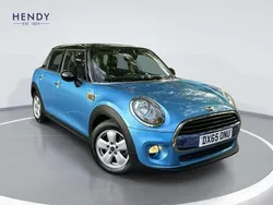 Blue Used 2015 Mini Cooper Hatch Hatchback | £7,499 (Fair price)