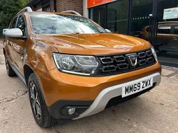 Orange Used 2020 Dacia Duster Prestige SUV | £8,995 (Fair price)