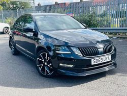 Black Used 2019 Skoda Octavia SportLine Hatchback | £9,995 (Fair price)