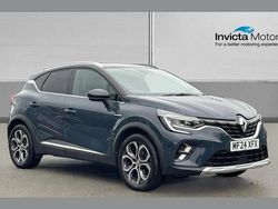 Blue/black Used 2024 Renault Captur Techno SUV | £16,250 (Fair price)