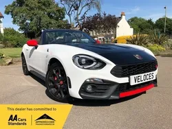 White Used 2016 Fiat 124 Spider Cabriolet | £17,995 (Fair price)