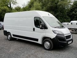 White Used 2022 Peugeot Boxer Van | £9,890 (Fair price)