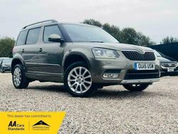 Green Used 2015 Skoda Yeti Elegance SUV | £10,995 (Fair price)