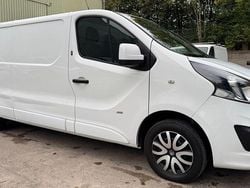 White Used 2017 Vauxhall Vivaro Sportive Van | £4,495 (Good price)