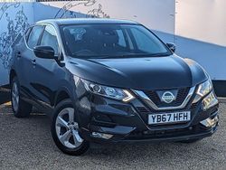 Black Used 2017 Nissan Qashqai Acenta SUV | £7,495 (Fair price)