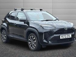Black Used 2022 Toyota Yaris Cross Design SUV | £18,595 (Good price)