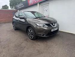 Beige Used 2016 Nissan Qashqai Tekna SUV | £7,495 (Fair price)