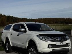 White Used 2016 Mitsubishi L200 Pickup | £16,990 (Expensive)