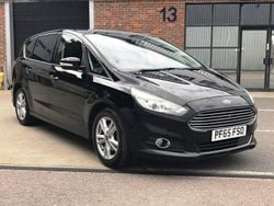 Black Used 2015 Ford S-MAX Titanium MPV | £9,995 (Good price)