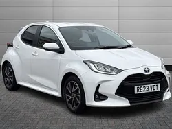 White Used 2023 Toyota Yaris Hybrid Design Hatchback | £16,701 (Good price)