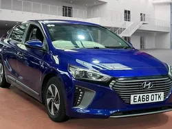 Blue Used 2018 Hyundai Ioniq SE Sedan | £9,595 (Fair price)