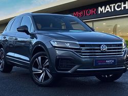 Grey Used 2019 VW Touareg R-line SUV | £27,294 (Fair price)