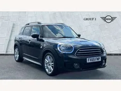 Black Used 2020 Mini Cooper Countryman Exclusive SUV | £20,450 (Fair price)