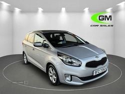 Silver Used 2014 Kia Carens MPV | £3,995 (Fair price)