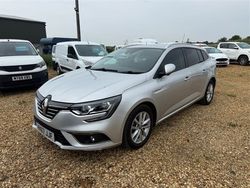 Silver Used 2017 Renault Mégane GrandTour Dynamique Estate | £8,490 (Fair price)