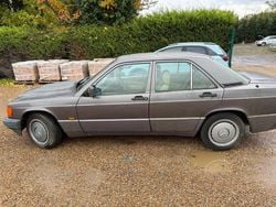 Malachite Used 1992 Mercedes 190 Sedan | £3,000